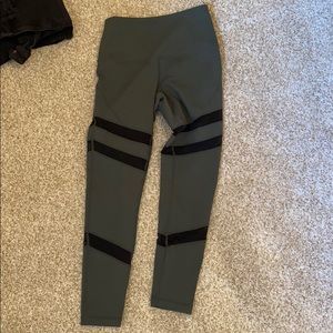Zella XS capri leggings